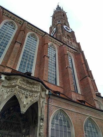 Die Gotischen Fenster von St. Martin Landshut